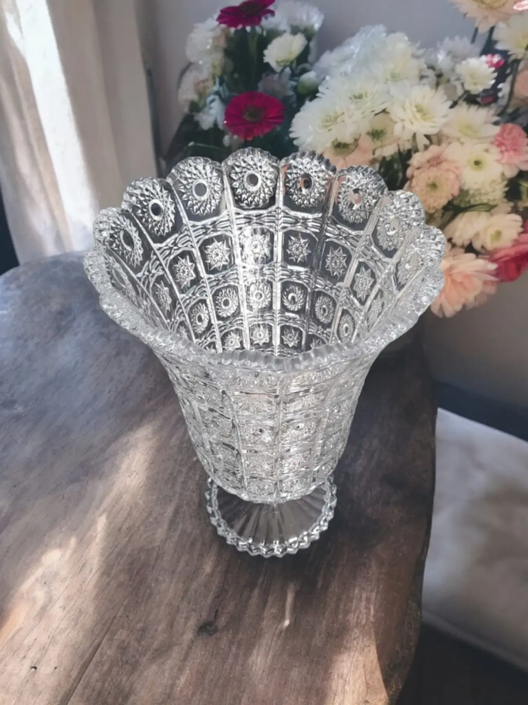 [2445] Bohemia  /Brasilia Vase/1