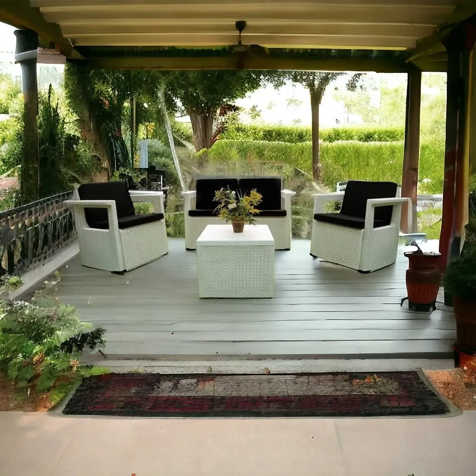2 SEATER COUCH + 2 FUTAI CHAIRS + 1TABLE +4 SEATS CUSHION Colours white
